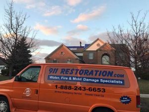 911 Restoration Restoration-Crew-Doing-Clean-Up Orange County